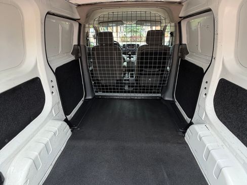 Used 2019 Nissan NV200 SV image 7