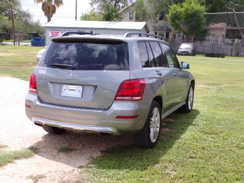Used 2014 Mercedes-Benz GLK 350 image 4