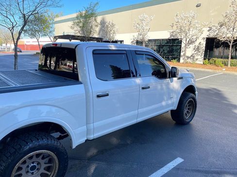 Used 2017 Ford F150 Platinum image 9