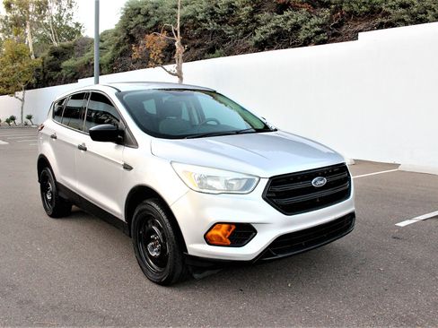 Used 2017 Ford Escape FWD S image 2
