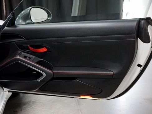 Used 2018 Porsche 911 Carrera T RWD image 38