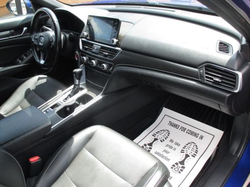 Used 2019 Honda Accord 1.5T Sport Special Edition image 4