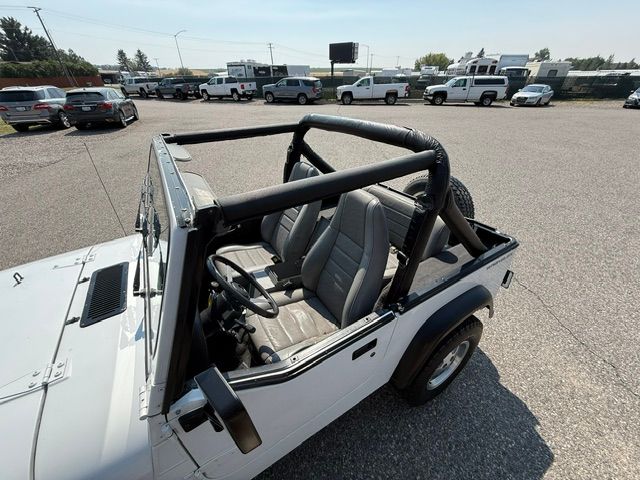 Used 1991 Jeep Wrangler 4WD S image 13
