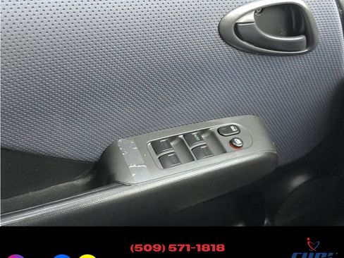 Used 2008 Honda Fit Sport image 13