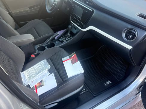 Used 2017 Toyota Corolla iM image 22