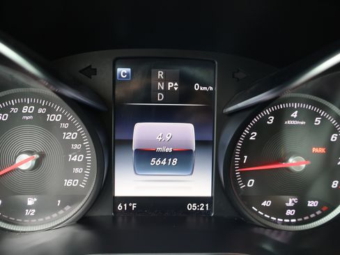 Used 2017 Mercedes-Benz C 300 Luxury image 26