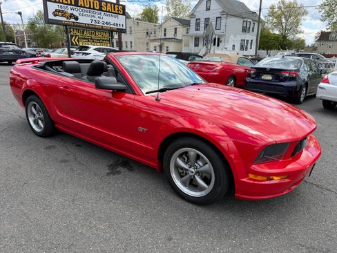 Used 2005 Ford Mustang GT image 22