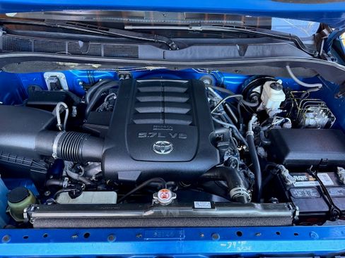 Used 2018 Toyota Tundra SR5 image 22