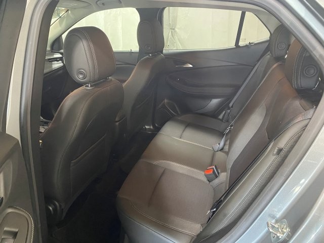 Used 2024 Buick Encore GX FWD Preferred image 18
