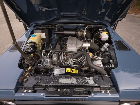 Used 1995 Land Rover Defender 90 image 28