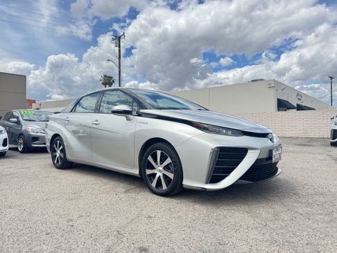 Used 2020 Toyota Mirai UNAVAIL FWD image 11