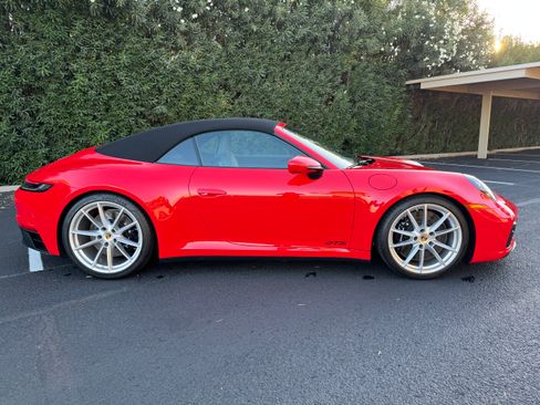 Used 2024 Porsche 911 Carrera GTS RWD image 10