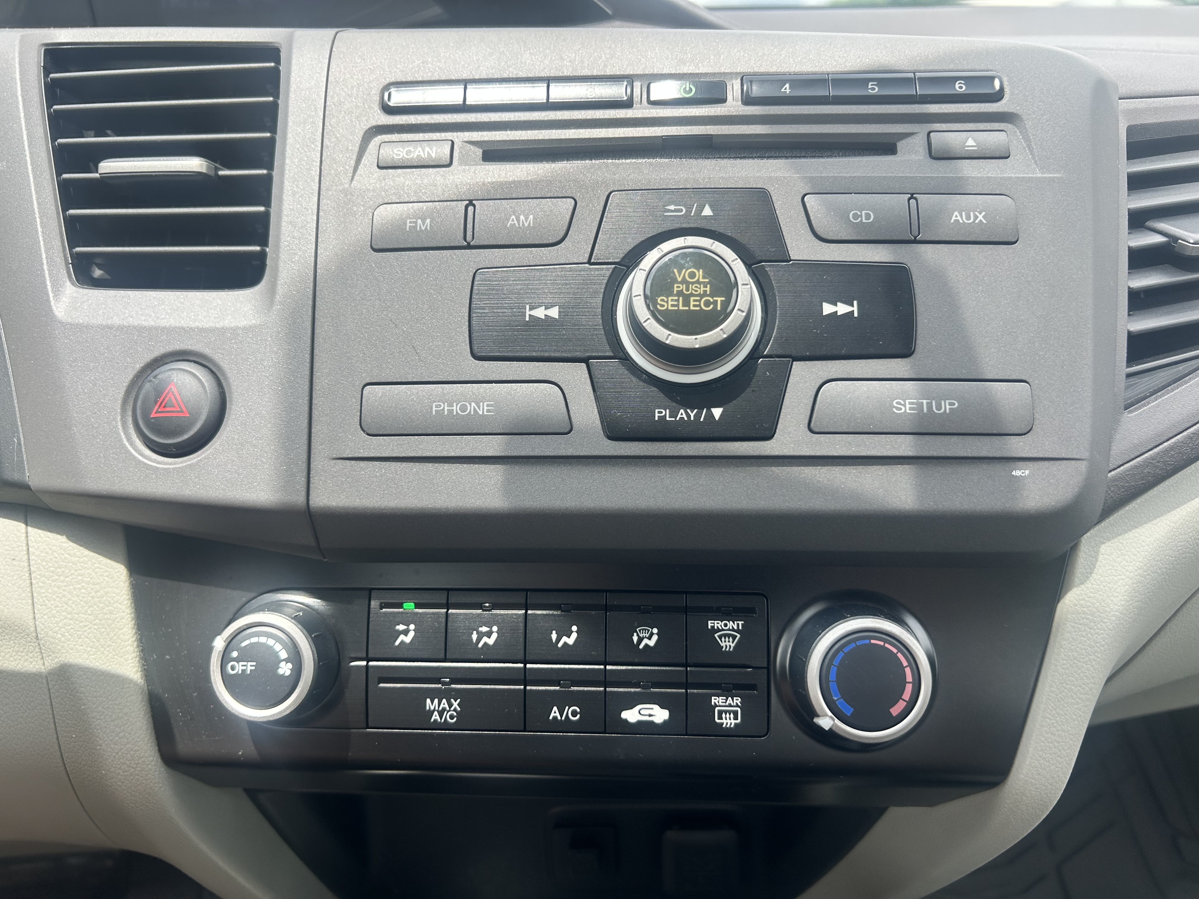 Used 2012 Honda Civic Natural Gas Sedan image 12