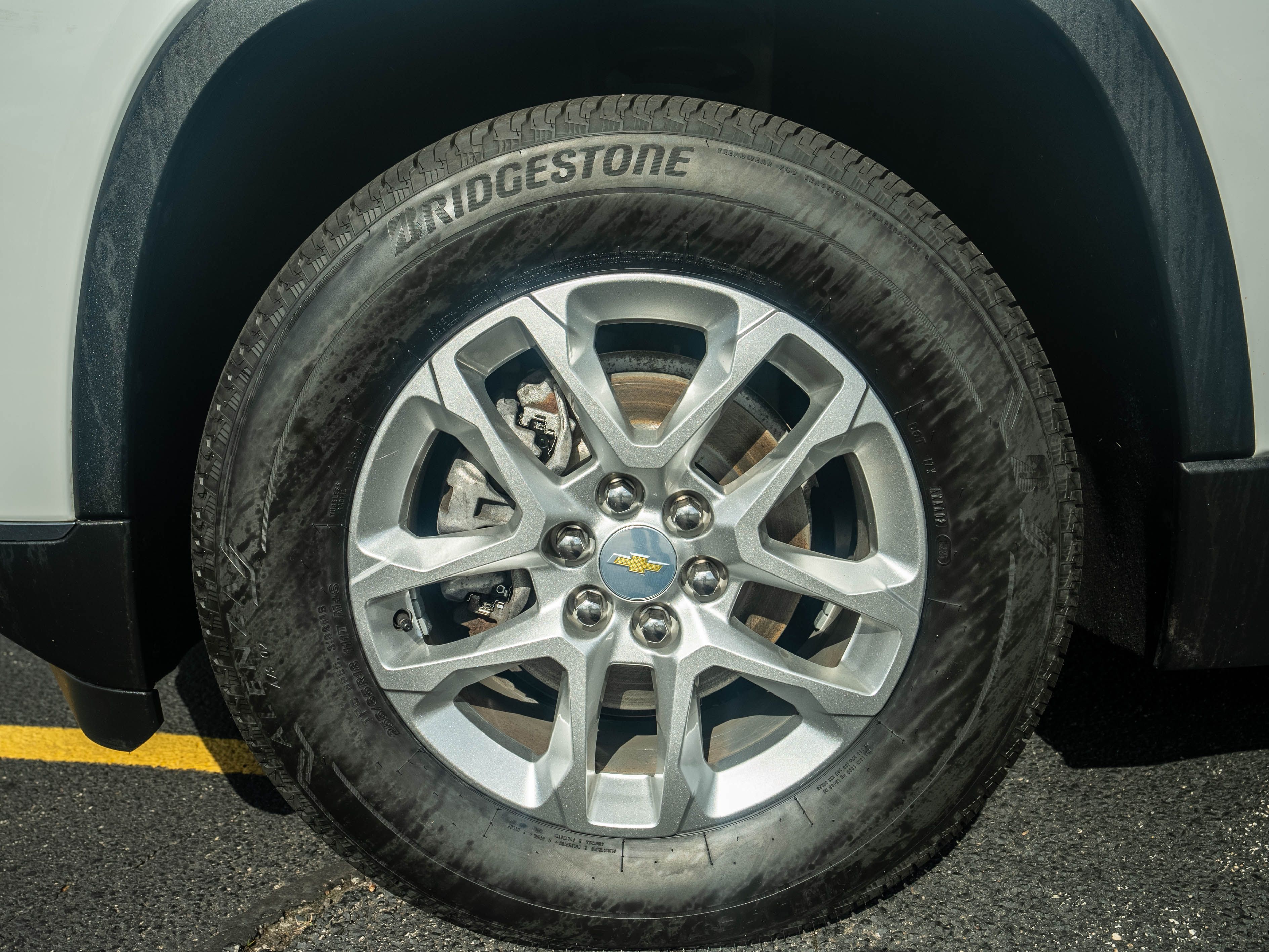 Used 2021 Chevrolet Traverse AWD LT image 45