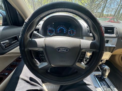 Used 2012 Ford Fusion SEL image 11