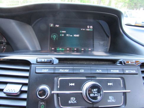 Used 2016 Honda Accord Sport image 10