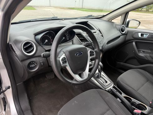 Used 2014 Ford Fiesta SE FWD image 14