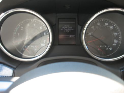 Used 2011 Jeep Grand Cherokee Laredo image 11