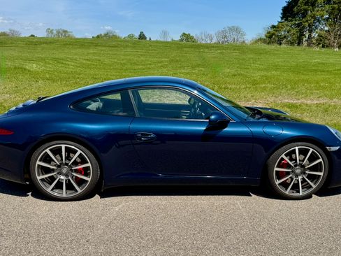Used 2013 Porsche 911 Carrera S Coupe RWD image 5
