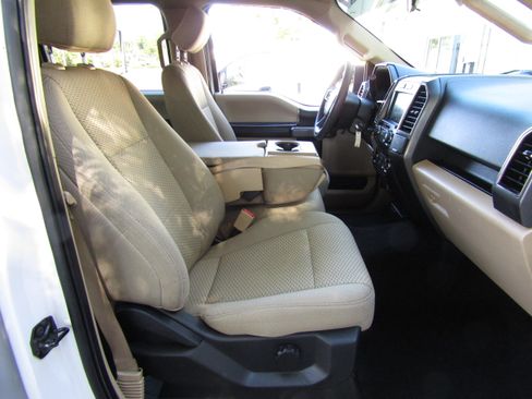 Used 2020 Ford F150 XLT image 13