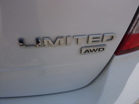 Used 2014 Ford Edge AWD Limited image 8