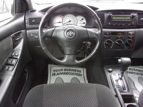Used 2006 Toyota Corolla S image 7