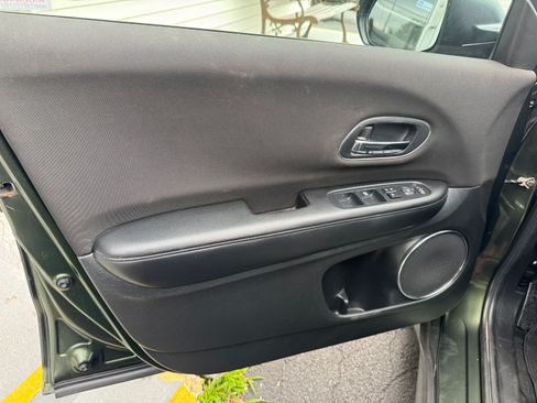 Used 2016 Honda HR-V AWD EX image 5