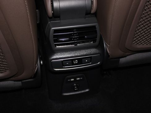 Used 2024 Audi Q4 e-tron Premium Plus image 35