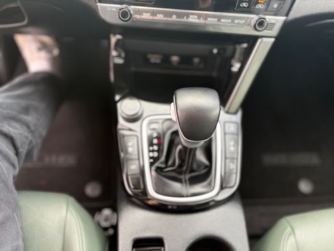 Used 2024 Kia Seltos SX image 19