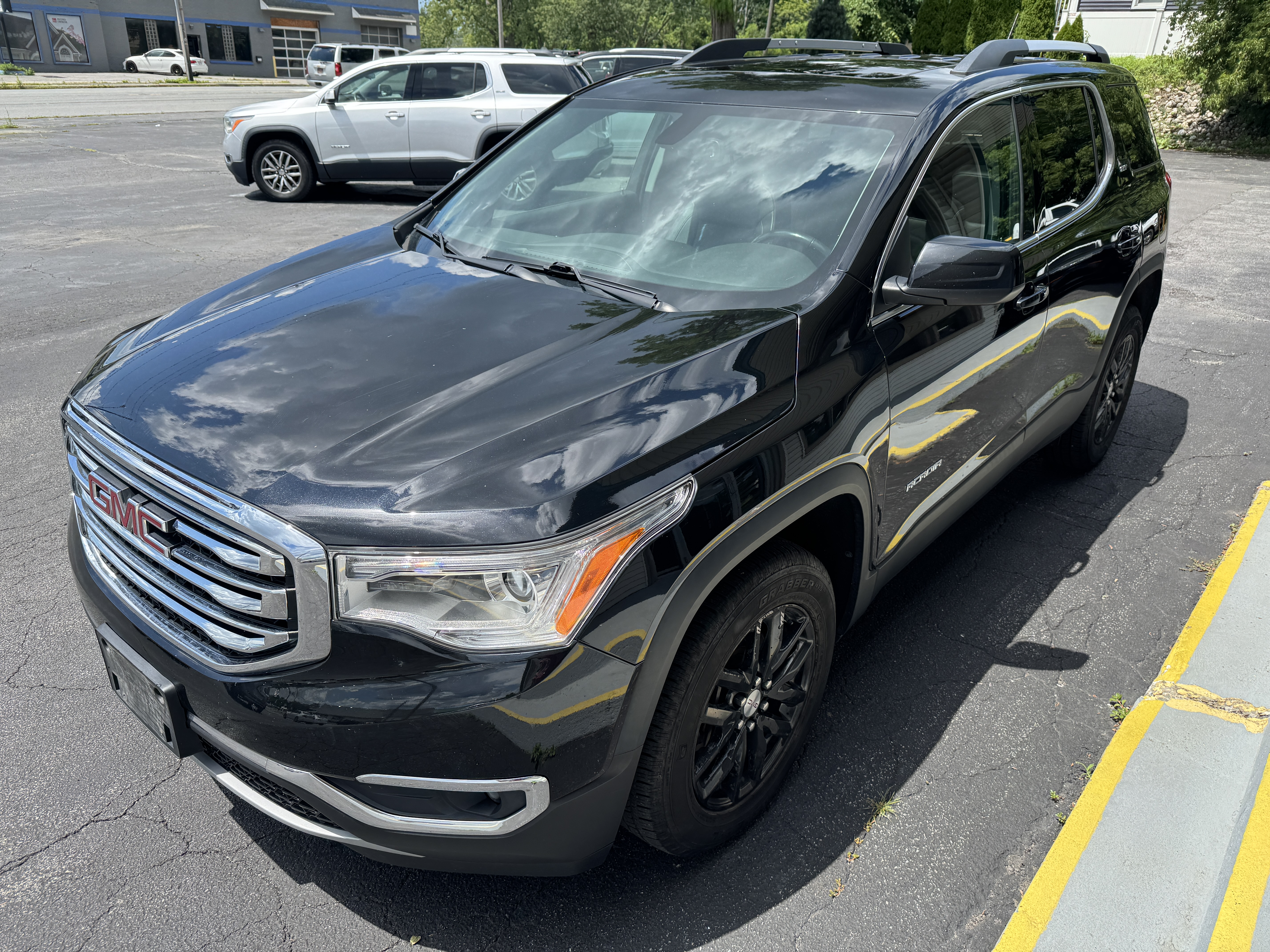 Used 2019 GMC Acadia AWD SLE w/ SLE-2 image 3