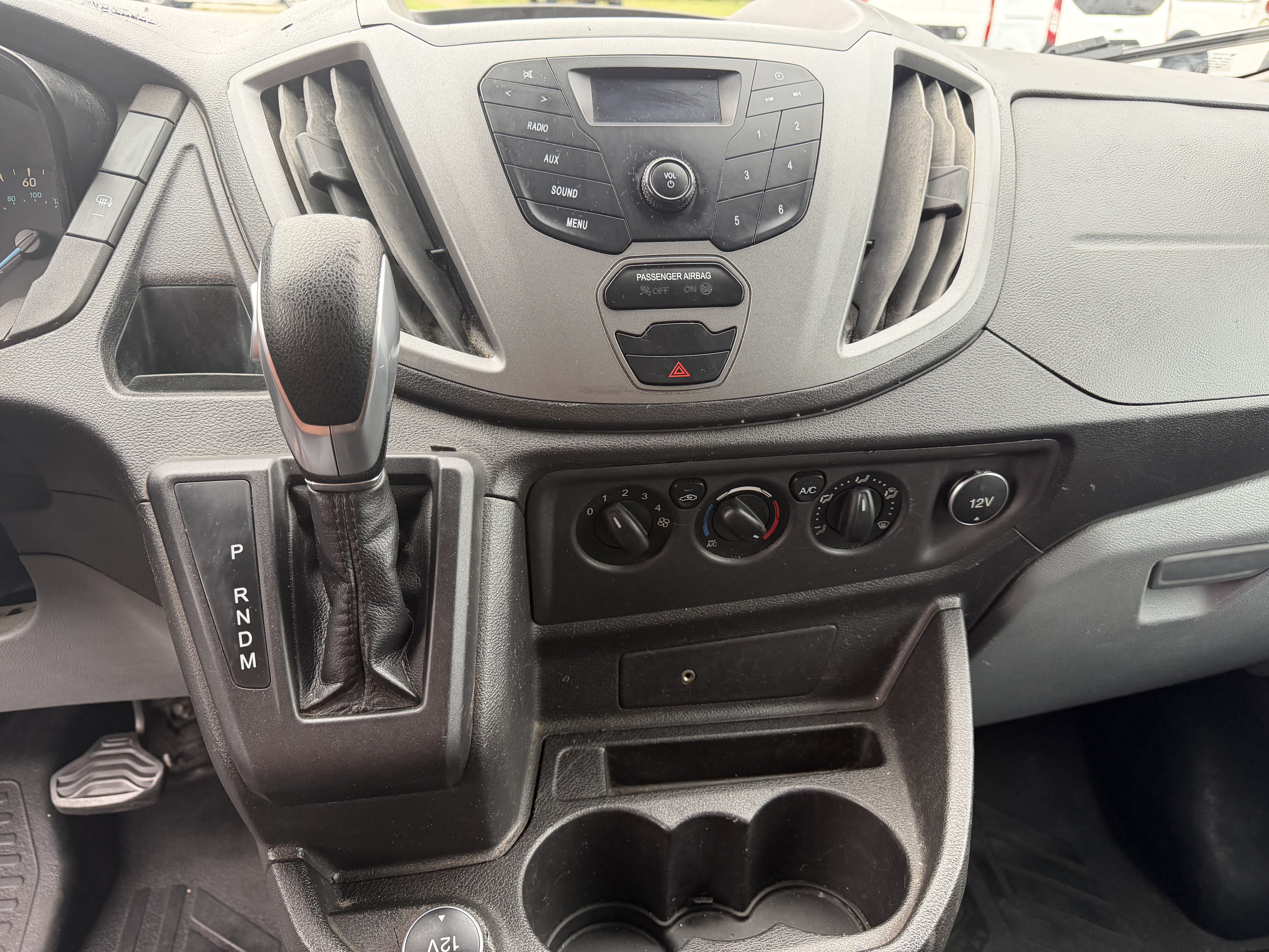 Used 2017 Ford Transit 150 130 Low Roof RWD image 15