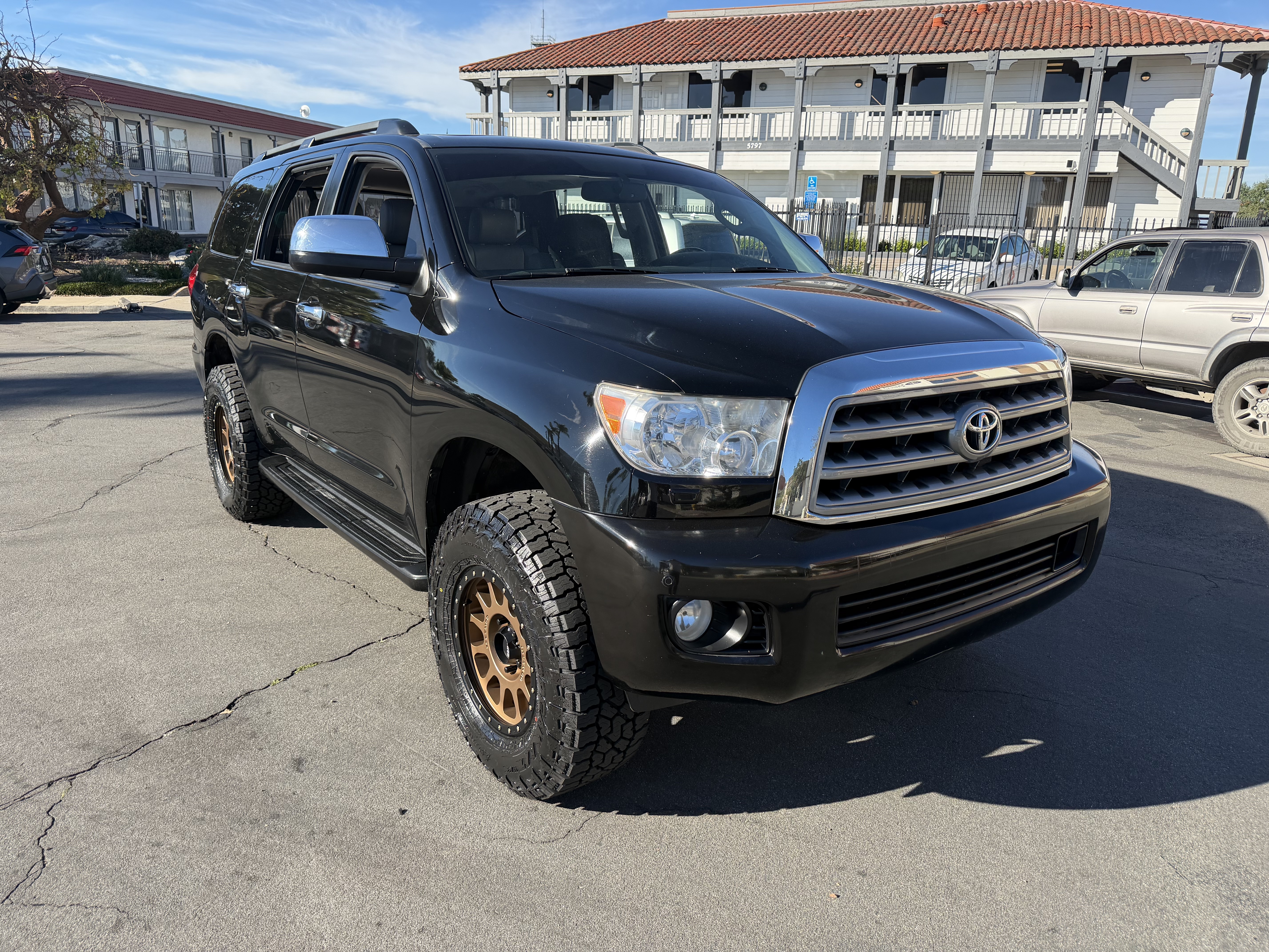 Used 2012 Toyota Sequoia Platinum AWD/4WD image 10