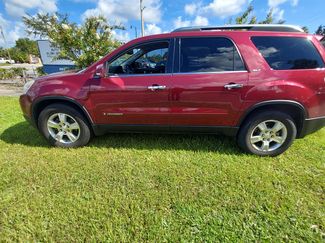 Used 2008 GMC Acadia SLT image 1
