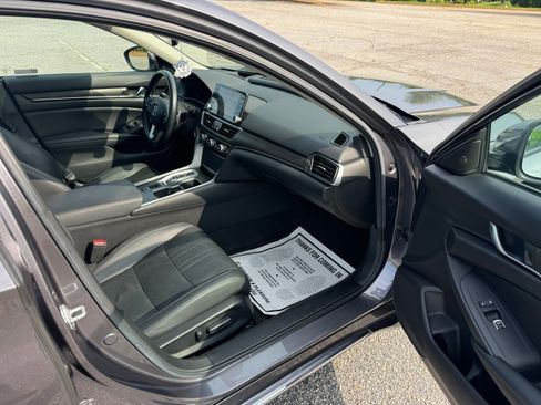 Used 2021 Honda Accord 2.0T Touring image 15