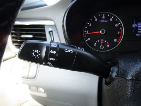 Used 2016 Kia Optima EX image 55