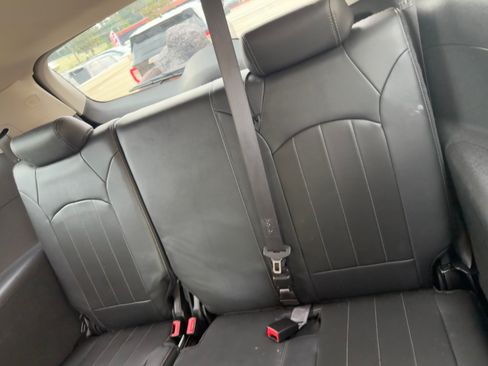 Used 2014 Buick Enclave FWD Leather image 6