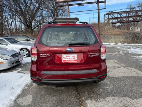 Used 2017 Subaru Forester 2.5i image 2