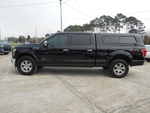 Used 2017 Ford F150 Lariat image 4