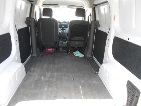 Used 2018 Nissan NV200 S FWD image 5