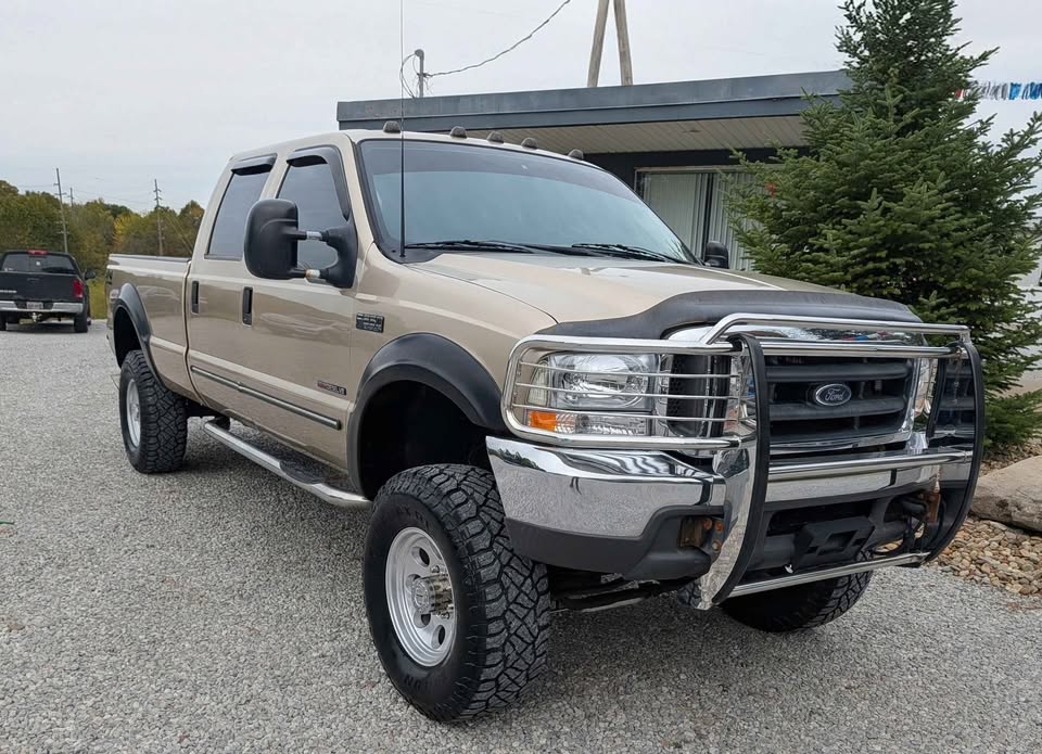 Used 2000 Ford F250 4x4 Crew Cab Super Duty image 3