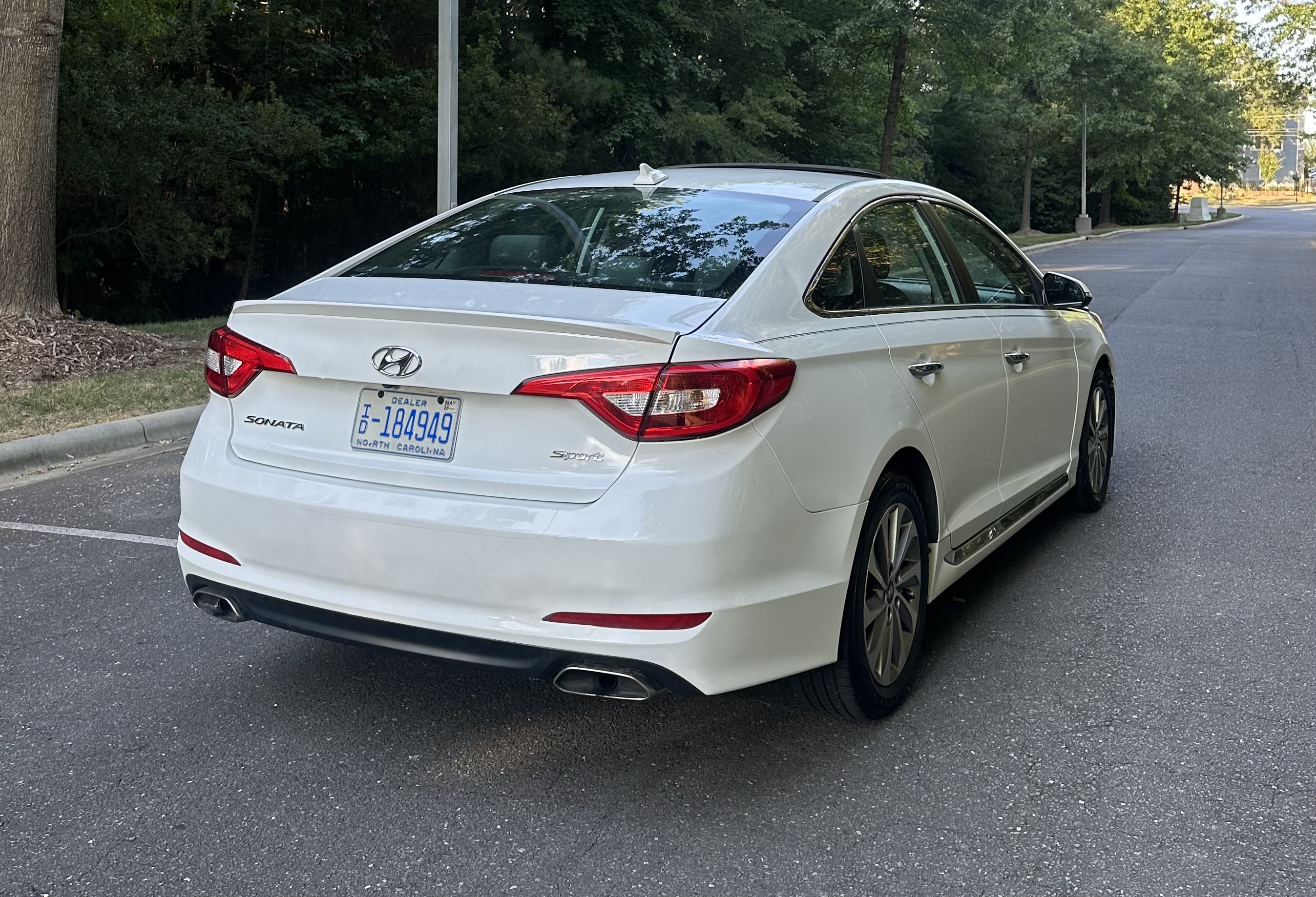 Used 2016 Hyundai Sonata Sport FWD image 9