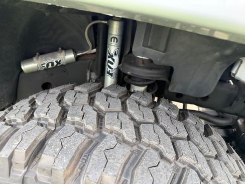 Used 2012 Jeep Wrangler Unlimited Sahara AWD/4WD image 15