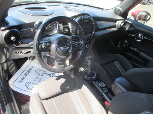 Used 2017 MINI Cooper S Convertible FWD image 3