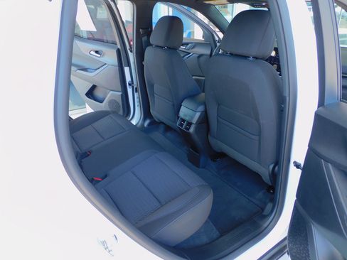 Used 2026 Chevrolet Equinox FWD LT w/ 1LT image 16