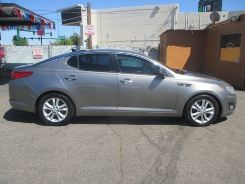 Used 2013 Kia Optima EX image 1