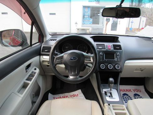 Used 2014 Subaru XV Crosstrek 2.0i Limited image 19