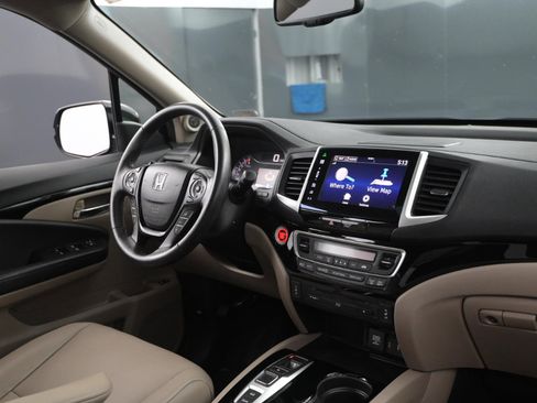 Used 2016 Honda Pilot Touring image 52