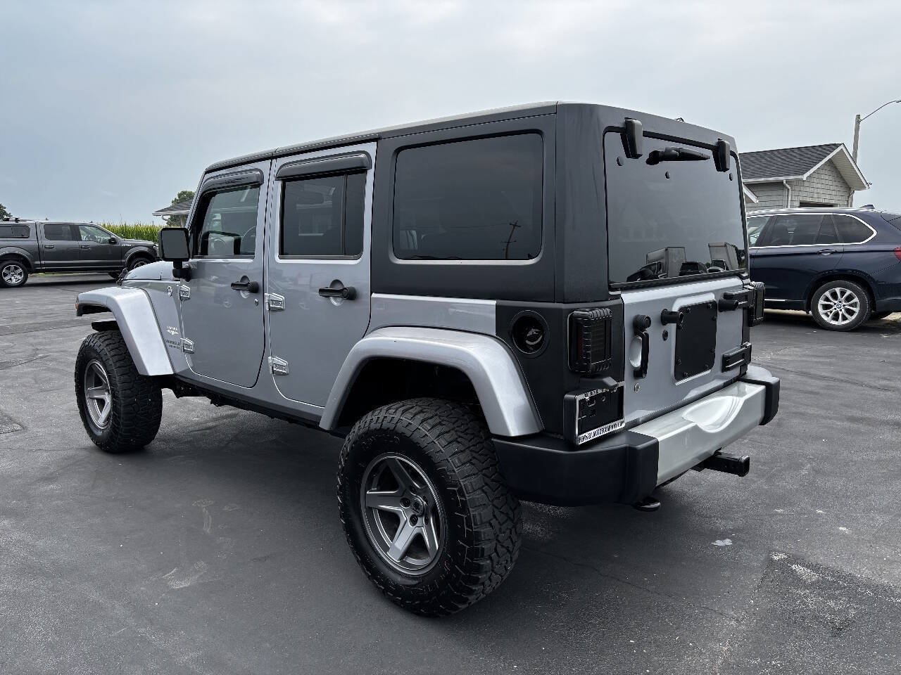 Used 2014 Jeep Wrangler 4WD Unlimited Sahara image 8