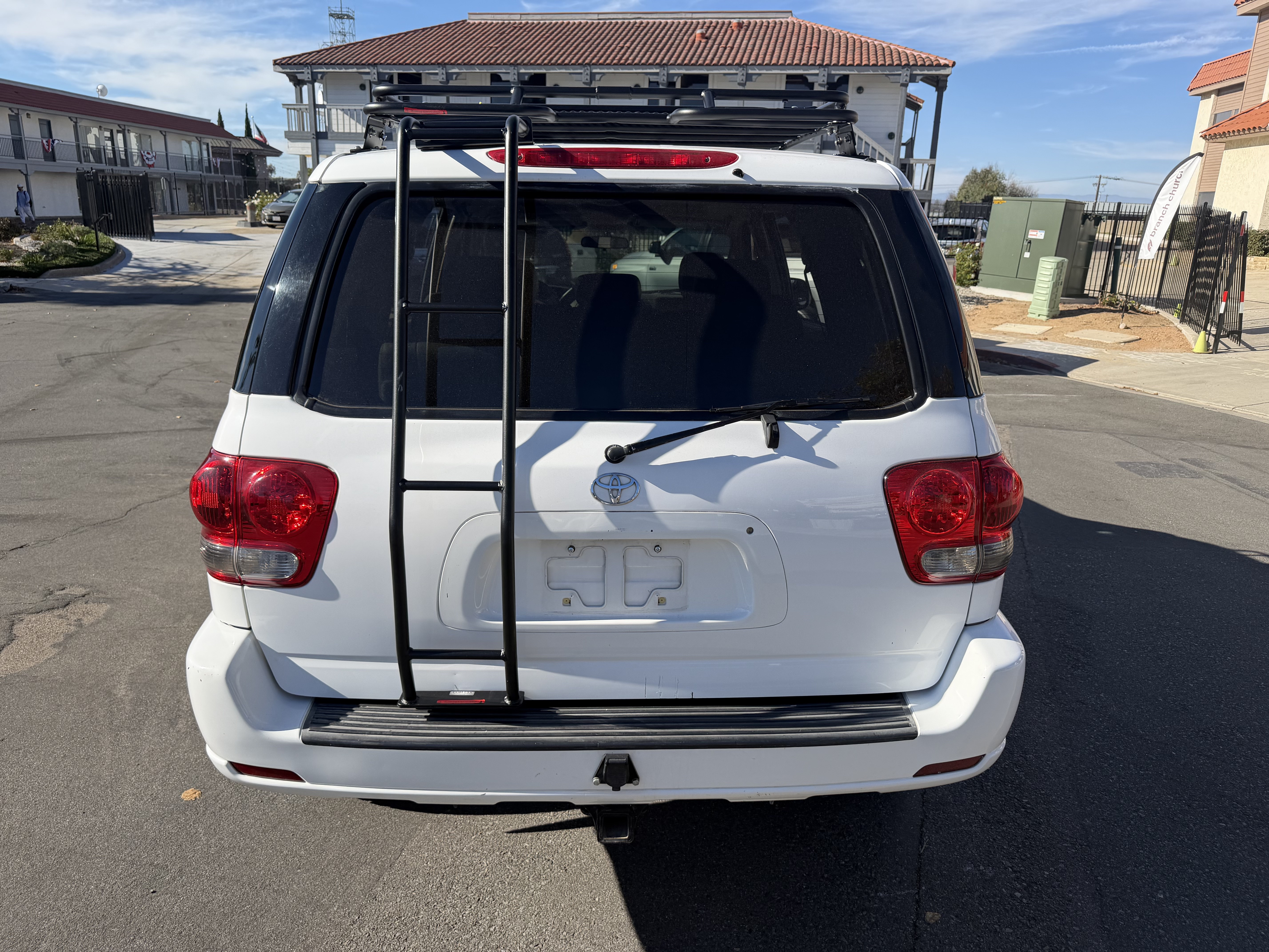 Used 2007 Toyota Sequoia 4WD SR5 image 8