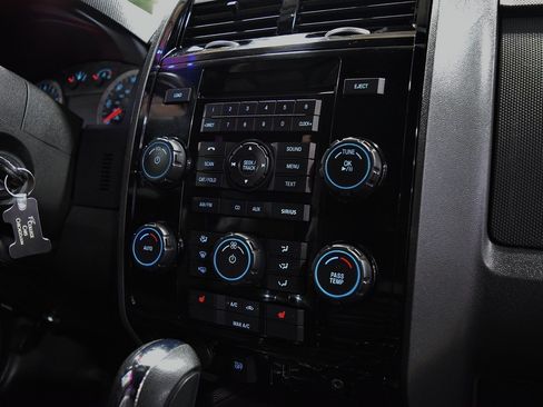 Used 2012 Ford Escape Limited FWD image 28